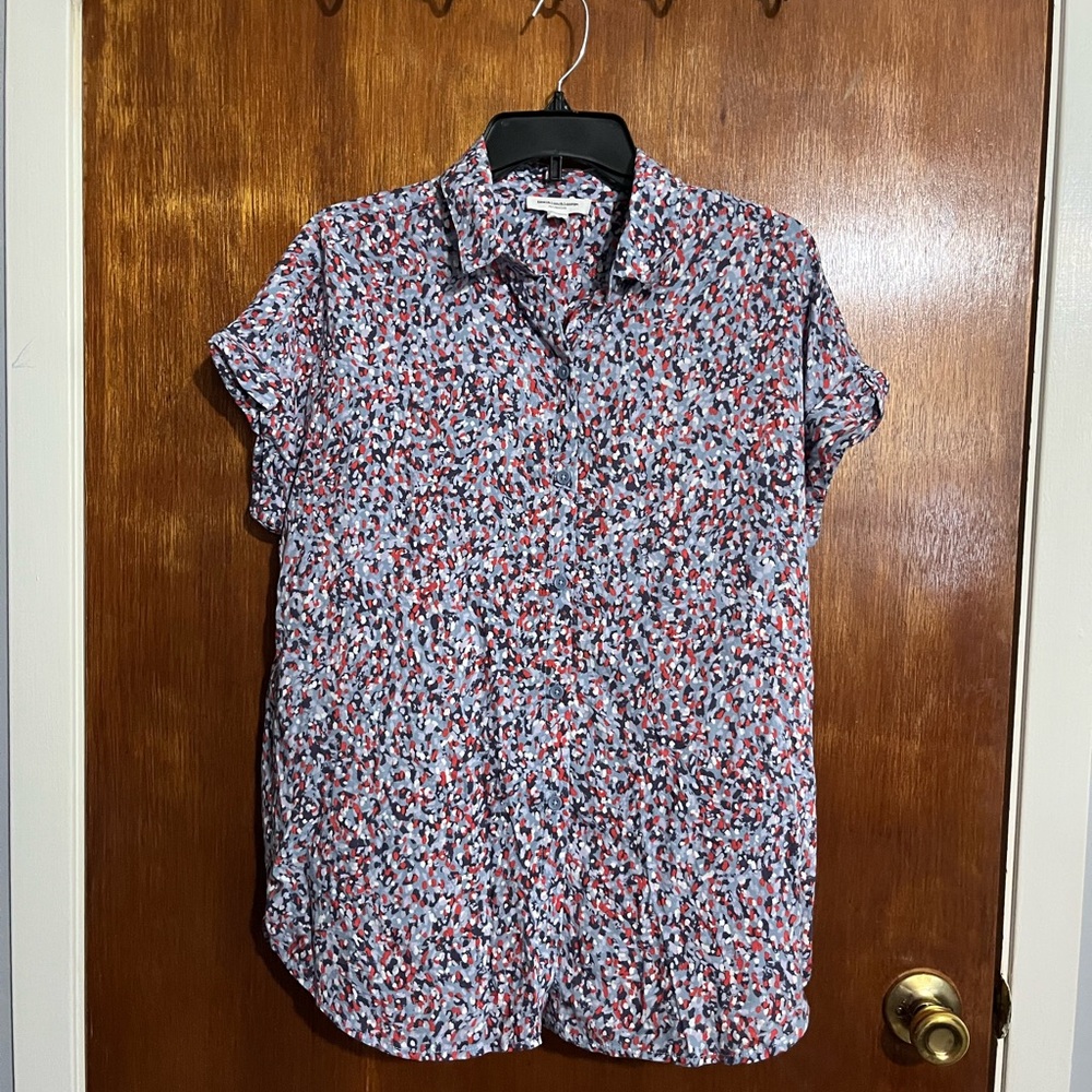 Beachlunchlounge Red and Blue Patterned Shirt